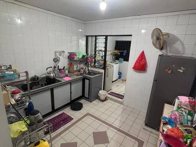 πΏ Cozy Shared Room for Rent β Bukit Batok (From 15 March 2026)
