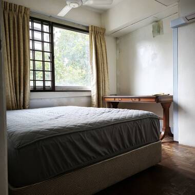 Room available at Pandan Valley Condominium