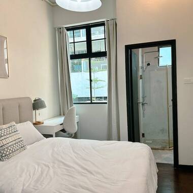 3 Rooms Available ASAP in our River Valley Property!