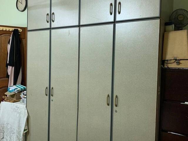 private suite separate entry with kitchen bath 1800/- first two week free