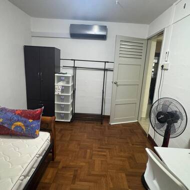Blk 128 Bt Merah View - $900 for 1 guy - NEW AIRCON, NO WIFI