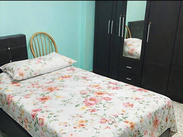 Amk master bedroom for rent