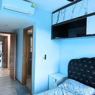 Dual key Studio Master bedroom with en-suite for rent