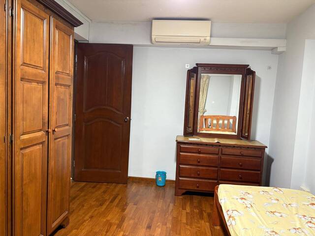 Solo Common room for female