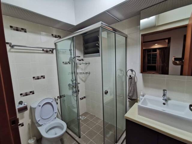 Common Room at 571b Woodlands Avenue 1 Champions Court