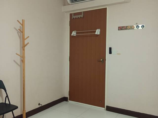 Fully furnished room at Pasir Ris Central.