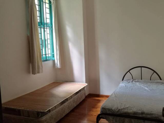 HDB 5 Room Flat for renting