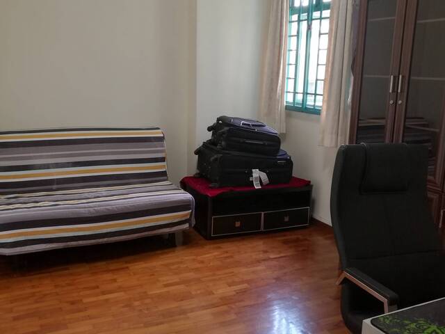 HDB 5 Room Flat for renting