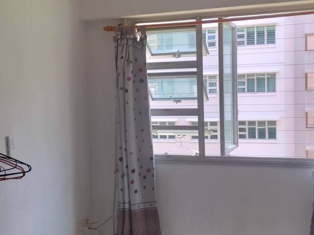 Rooms for Rent - Woodlands South