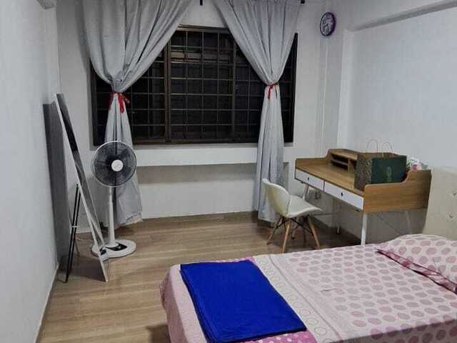 Common Room Rental - 100 Steps from Hougang 1 Shopping Mall - $750
