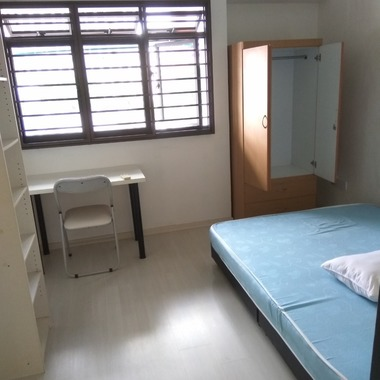 Common Room For Rent