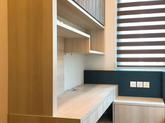 Room for single in the condominium @ 57 Kovan Road Singapore 548147