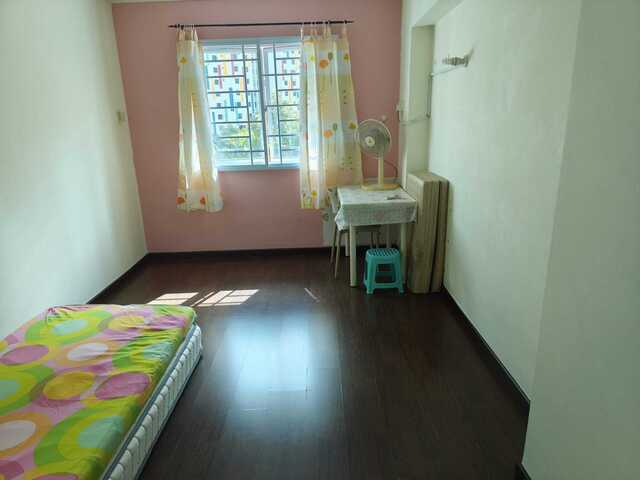 Quiet Common Room for Rent at Rivervale Crescent (Sengkang)