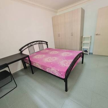 Common room for rent at Tiong Bahru
