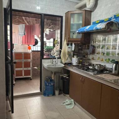 Blk 63b Lengkok Bahru - $1100 for 1 guy (aircon wifi) - 3 mins Redhill MRT