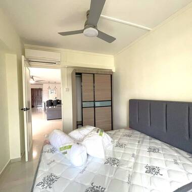 5R flat for Rent at Blk 672B Klang Lane.Near to Little India and Farrer Park MRT NO AGENT FEE