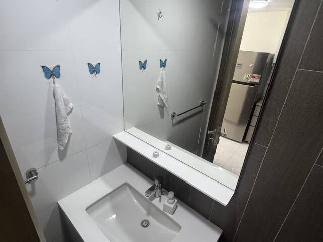 Citylife @ Tampines near MRT and New renovation