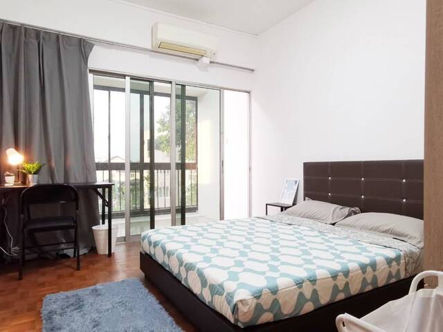 Thomson Grove - Just beside Lentor MRT station