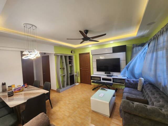 Master Bedroom for rent