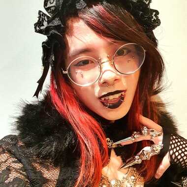 Deko is looking for a room in North-East Singapore