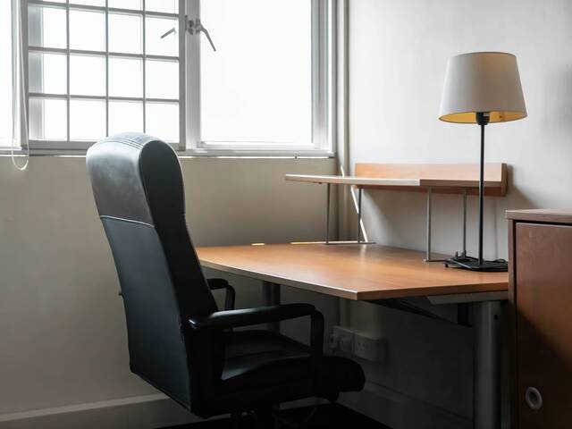 Big Spacious Bright Double Room Furnished Available 9April2026