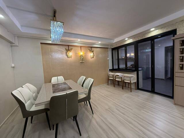 Common room for listing