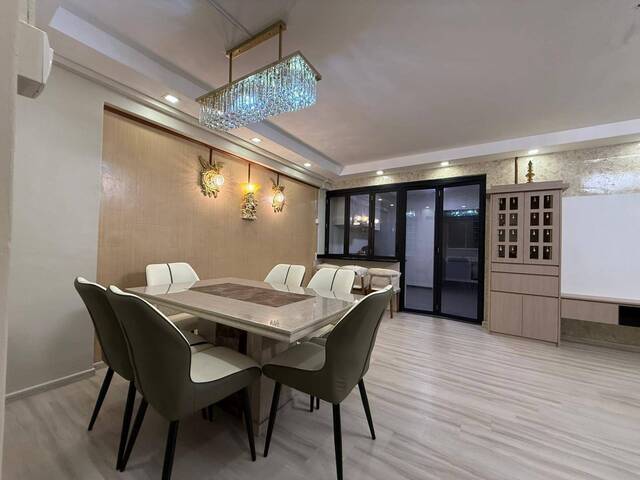 Common room for listing