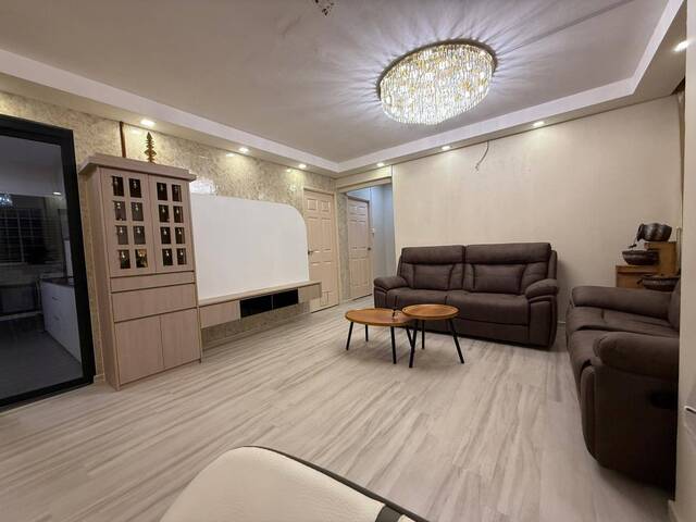 Common room for listing