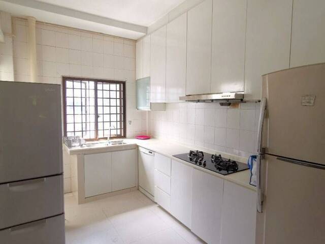 Room For Rent - Somerset, Newton,Dhoby Ghaut MRT/ Common room / 1 pax stay / Available IMMEDIATELY