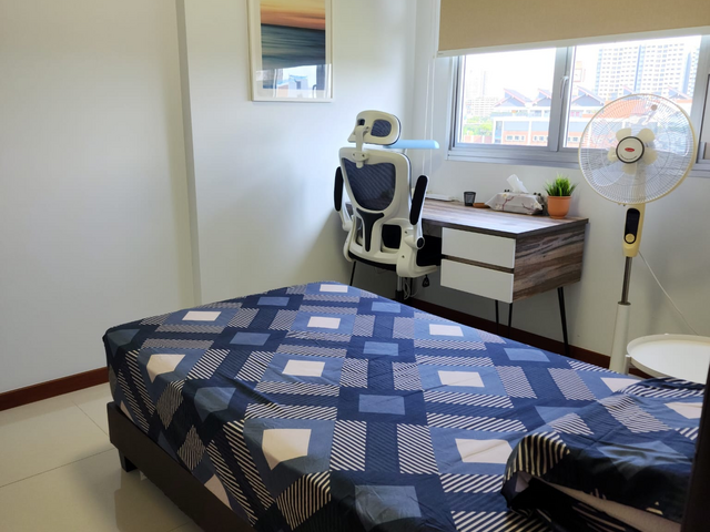 Nicely renovated common room for rental