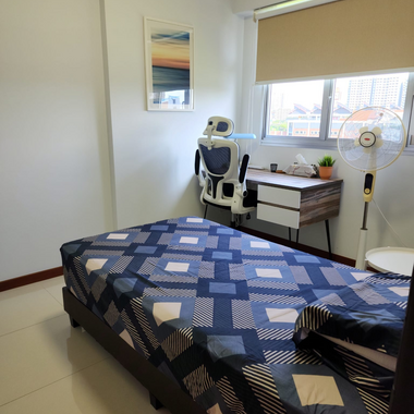 Nicely renovated common room for rental