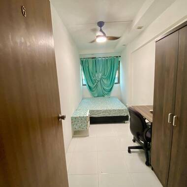 Room for rent / Outram, Tangjong Pagar, Chinatown MRT / Common room / 1-2 pax stay / Available May 3