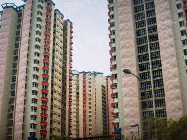 4-Room Unit @ Fernvale Link 468A! NO AGENT FEE!