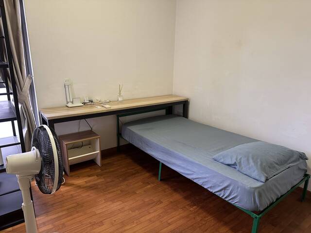 Clean and breezy home!