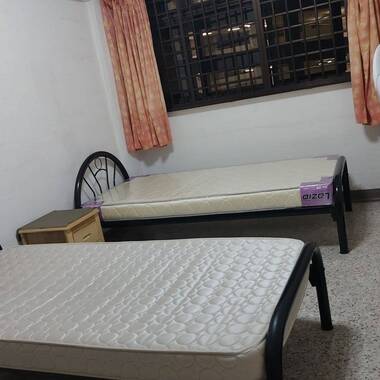 Common room at 44 sims drive for rent! Aircon wifi!
