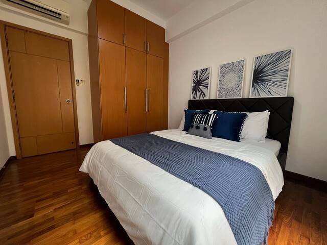 Only Female Environment, 7 mins walk to ALJUNIED MRT Green line