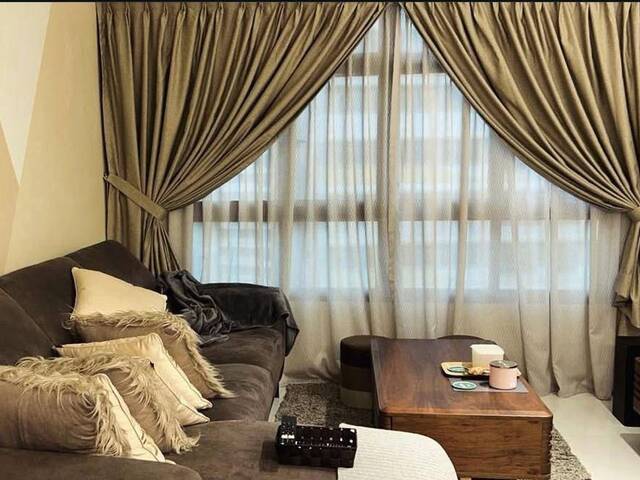 Blk 625b Tampines - $900 for 1 , $1200 for couple - nice renovated room