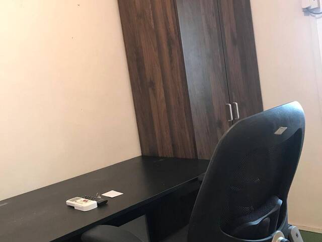 Room for rent / Marymount, Caldecott MRT / Common room / 1pax stay / Available April 14