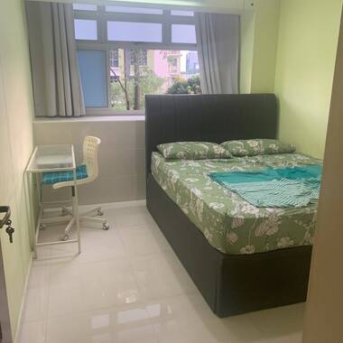 Central district - Room for rent