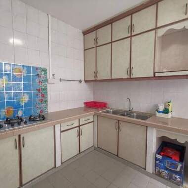 Room for rent / Toa Payoh, Novena, Newton MRT / 1 pax stay / Available 22 May