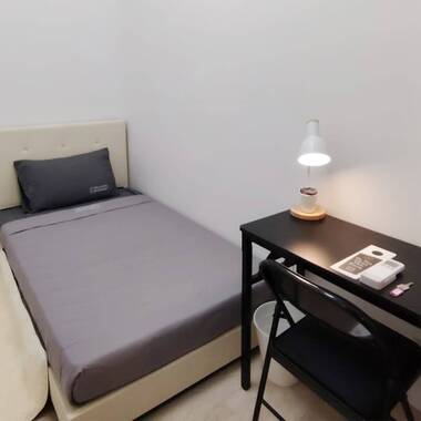 ✨ Maple Wood – Cheap & Value-for-Money Common Room | Near SIM | 1 Pax Only | No Agent Fee ✨