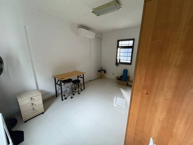 Tiong Bahru Masterbed Room for Rent
