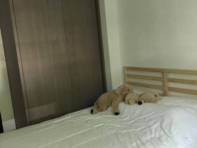 Blk 172B Edgedale Plains Master Bed Rm & Common Rm