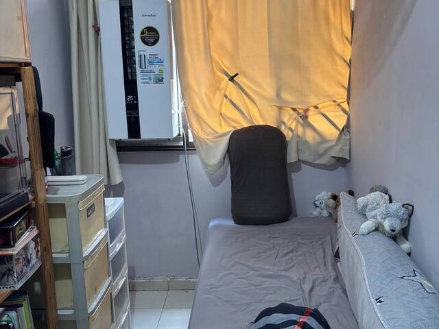 Above Garden 5mins walk to 2 mrt , SUTD,CGH (free bus); 4 bus stops to EXpo , Changi BP,Point