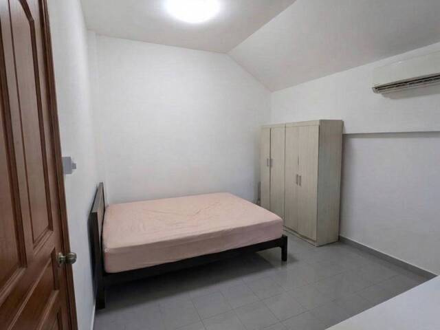 Ensuite bedroom in a landed house