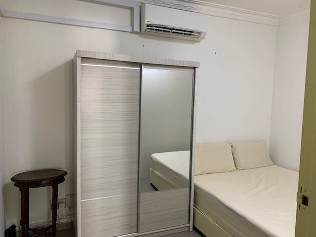 5 mns walk to Paya MRT