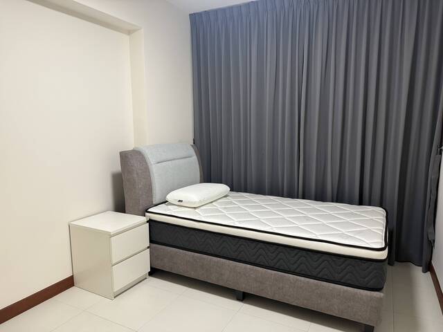 Single room near Junction 9 Yishun