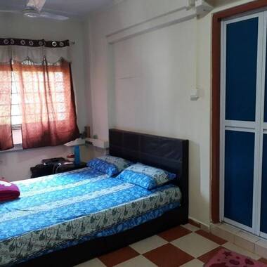 MASTER RM IS AVAILABLE IMMEDIATE ENTRY 2LAKESIDE MRT