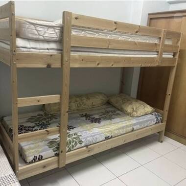 Common room, light cooking, near MRT, near Lot 1 Shopping Mall, new Aircon, new Mattress and more..