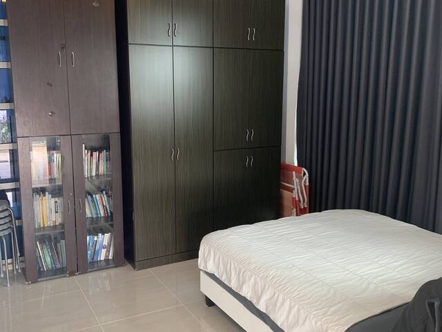 Sky Terrace with 2 bedrooms, rooftop pool and mini garden terrace near Kembangan MRT (EW green line)